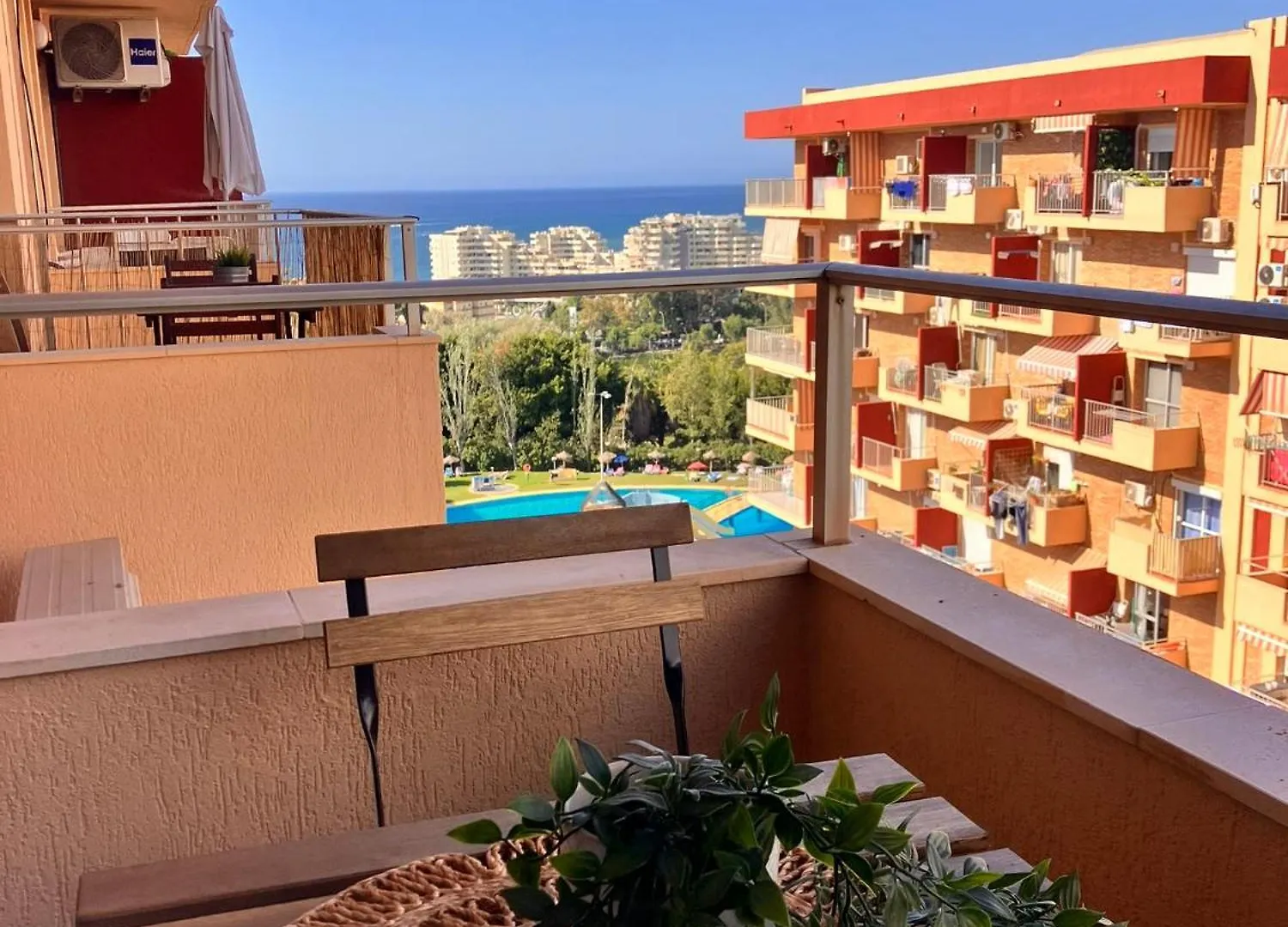 Bythewave Apartments Benalmadena Spain